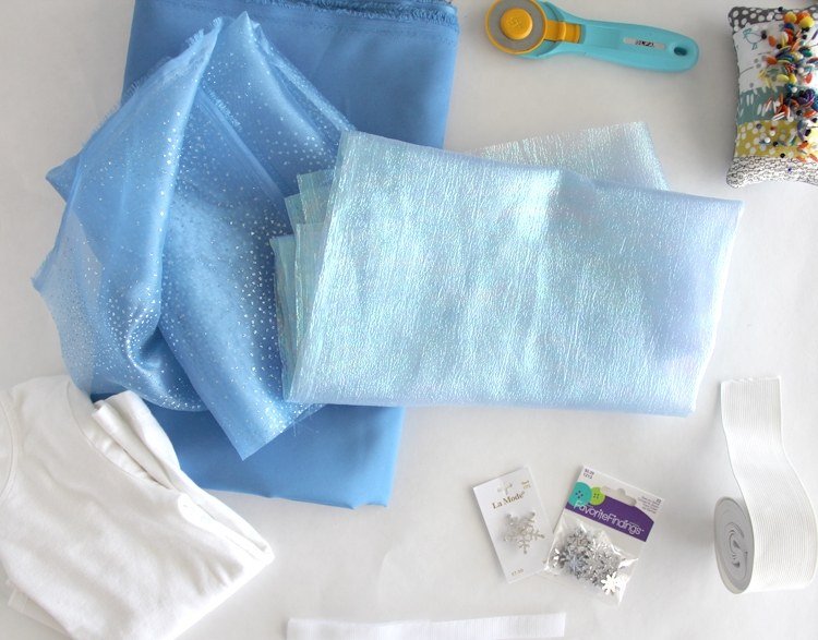 Karnevalové kostýmy pre deti-urob si sám-ľadová kráľovná-elsa-šaty-materiály-návod