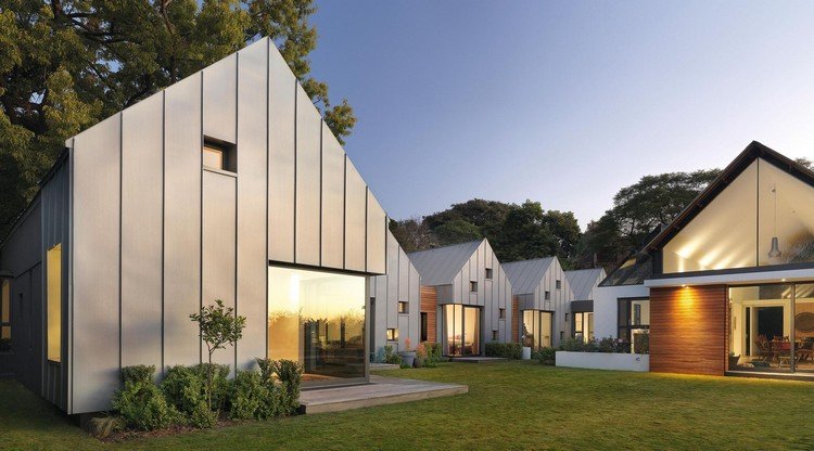 Položte dom s fasádou s falcovým systémom