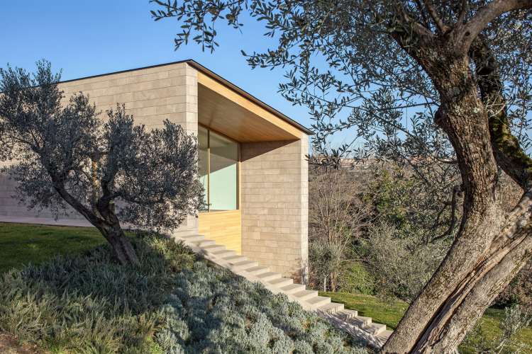 Fasádne panely pieskovcový strom taliansko príroda