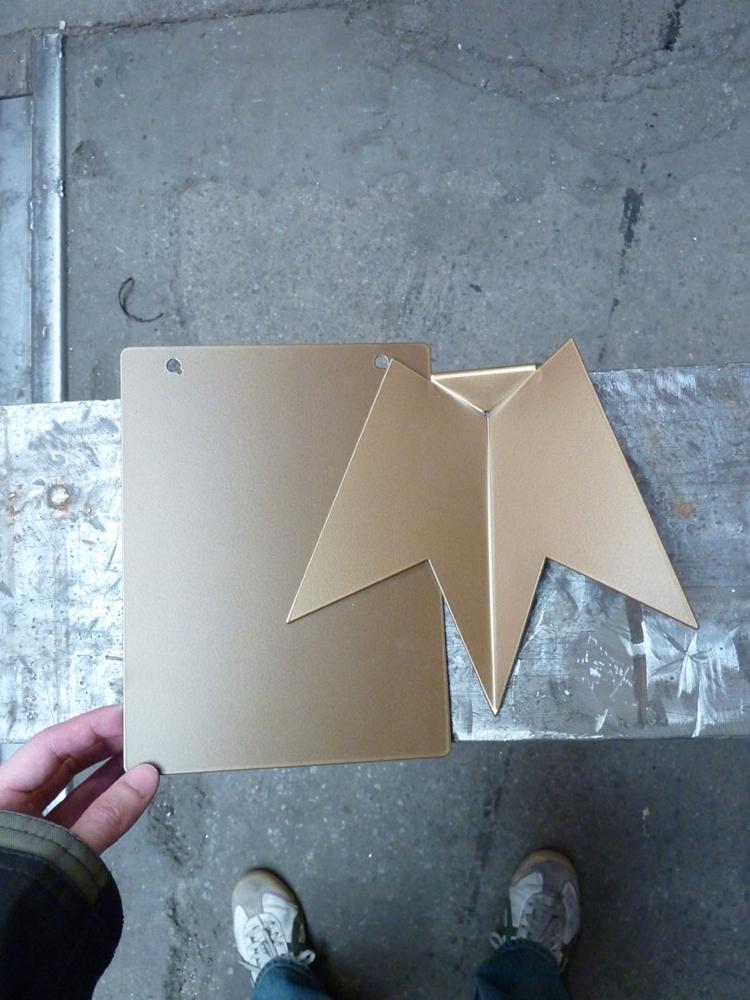 kovová šindľová sklopná-tvar-napodobniť-brečtan-list