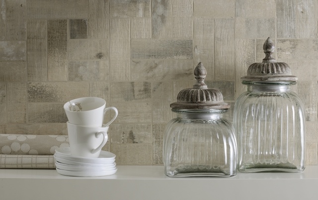 Porcelánové kameninové obklady stien kameň vyzerajú béžové nuansy Staré drevo