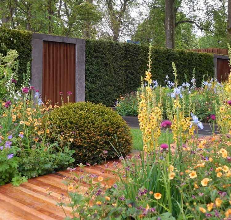 feng-shui-záhradníctvo-živý plot-živý plot-vodný prvok-zimostráz-trvalky