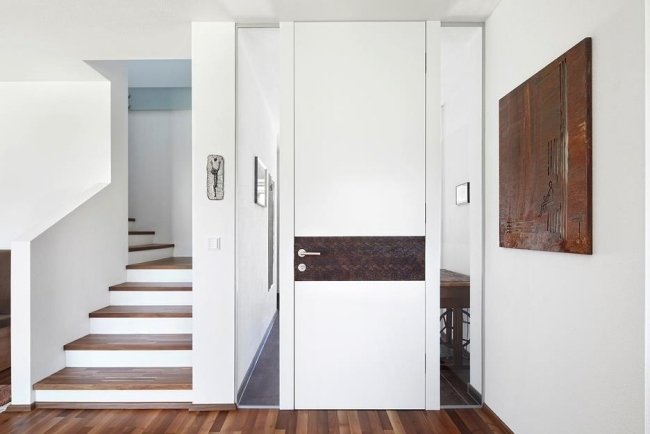 Okná a dvere z interiérových dverí Josko z bieleho skla