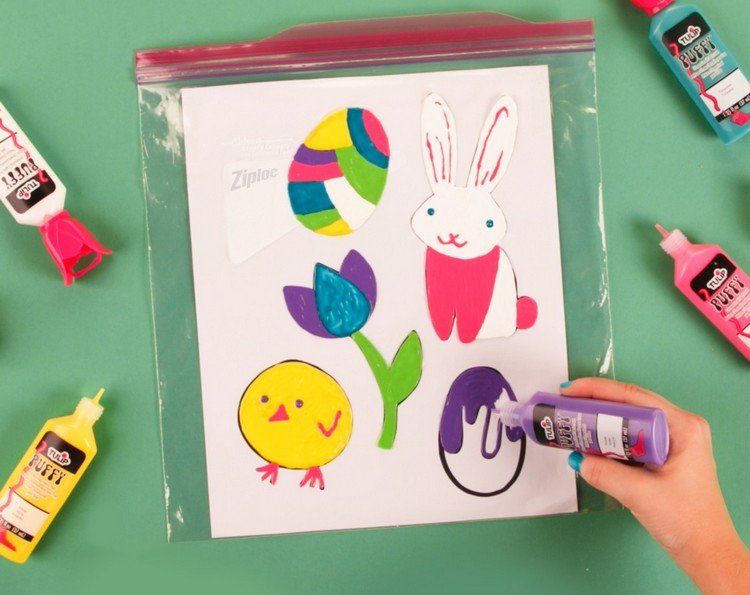 Vyrobte si obrázky na okno na Veľkú noc s 3D farbou a plastovými taškami Okenné obrázky na veľkonočné omaľovánky-3d-sklenená farba-fólia