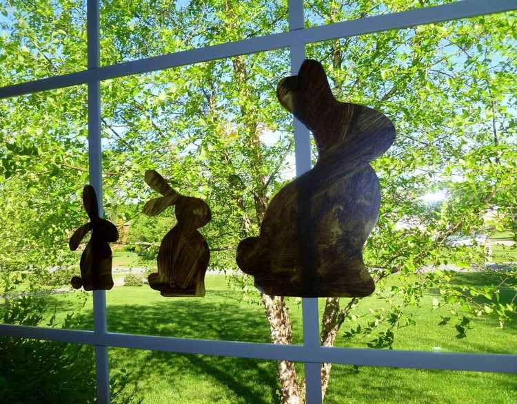 urobte si sami jednoduché obrázky okien na Veľkú noc okno-obrázky-veľkonočné-jednoduché-veľkonočné-zajačik-šablóna-farba