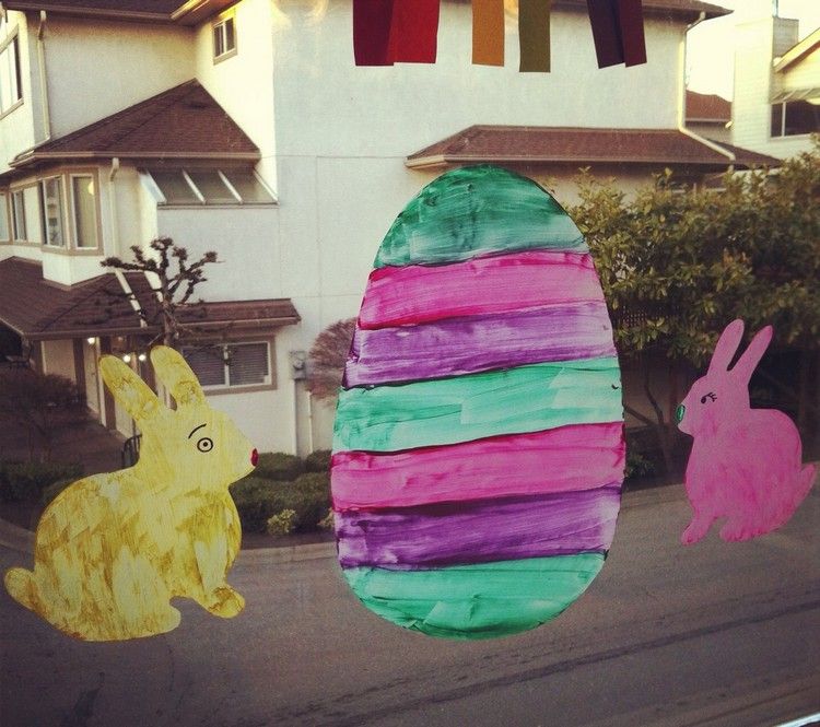 Namaľujte s deťmi obrázky na okno na Veľkú noc okná-obrázky-veľkonočné-drotár-nápady-deti-veľkonočné zajačiky-veľkonočné vajíčko