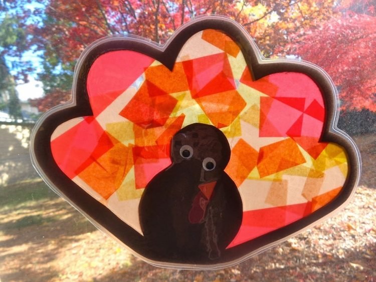 okenná dekorácia-jesenná-deti-drotár-okenná-tabuľa-lepidlo-na-morčací papier