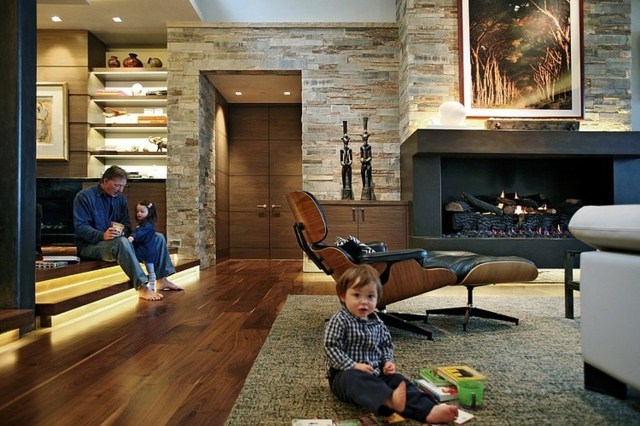 Nápady kamenný nástenný krb integrované LED osvetlenie nástenné police