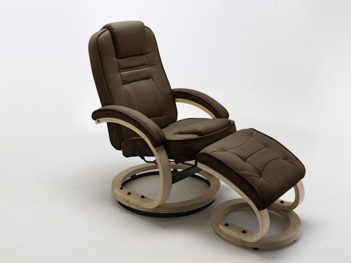 Pohodlné televízne kreslo Detroit s funkciou otáčania Robas Lund-360 ° TV-kreslo-v-obývacej izbe-relaxačné kreslo-Robas-Lund-Detroit-360-stupňová funkcia otáčania