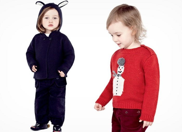 Zimná móda - roztomilý sveter a klobúk s králičími ušami Dieťa deti módny vianočný sveter ušné zajačiky