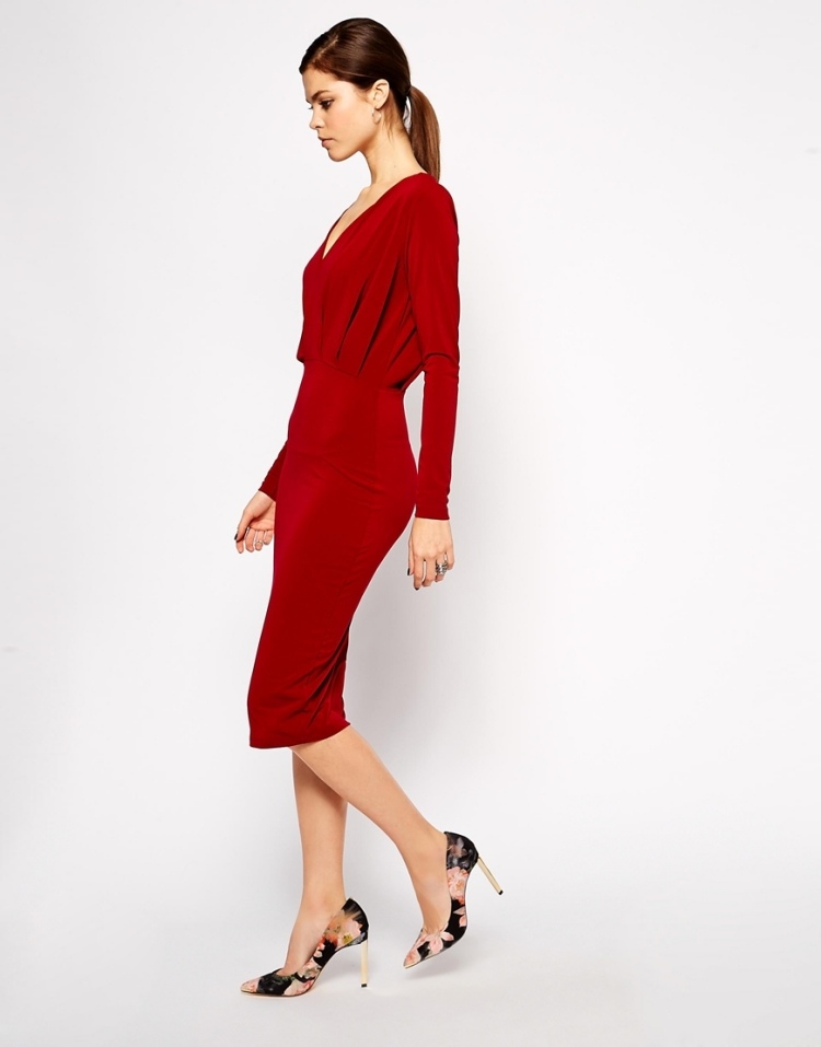 midi-šaty-krepový výstrih-skladaný-top-tmavočervený