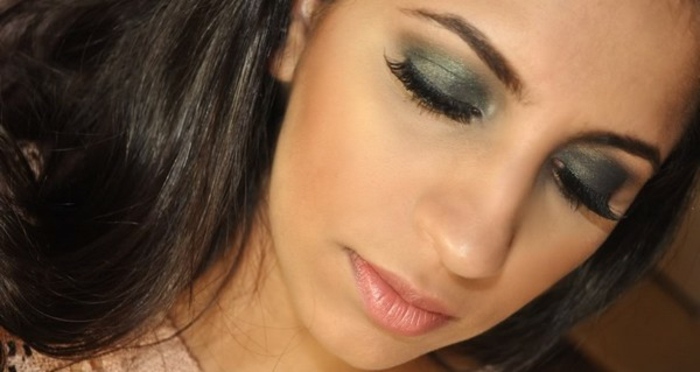 sivé a modré odtiene ako make -up Dymové líčenie očí