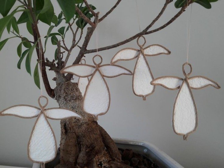 Vyrobte anjelov z papierového drôtu na Vianoce alebo anjelov strážnych ako darčeky