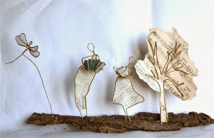 Romantická scéna s harmonikou, milencami a vážkou