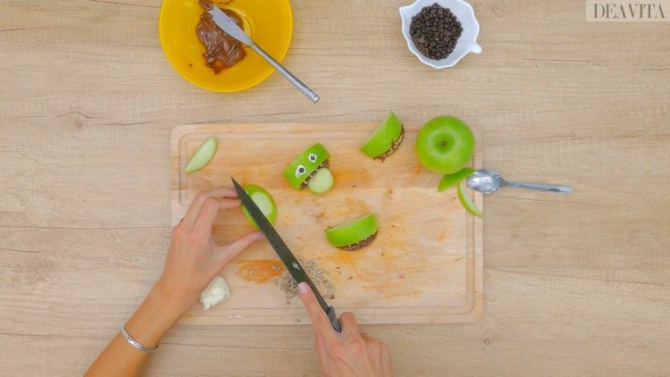prstové jedlo deti recept na jablkové monštrum čokoládový náter