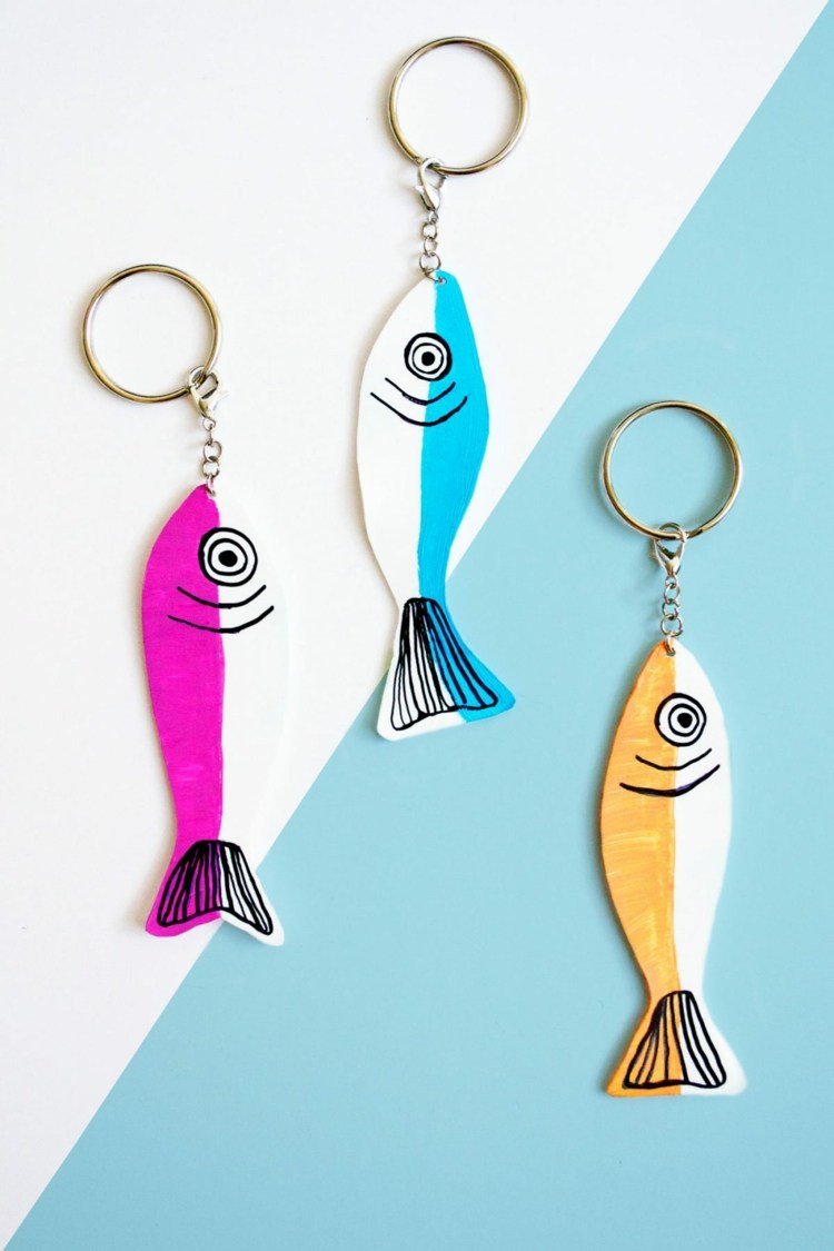 darčekový vešiak na kľúče z rybárskeho vešiaka z kartónu z hliníkovej fólie