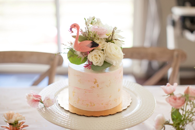 plameniaková výzdoba narodeninová torta ušľachtilá