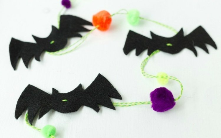 bat-tinker-garland-decoration-do-it-yourself-halloween-party