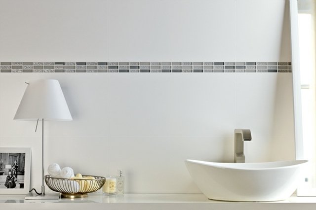 Sklenená mozaika-rad-dlaždice-na-stenu