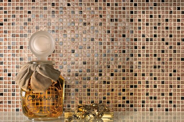 Sklenená mozaika-maloformátový obklad na stenu