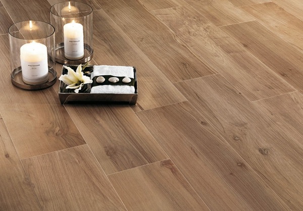 Farba drevenej dlažby do obývačky