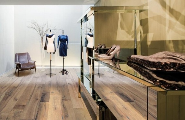 obklady drevená optika dizajn moderné teplé farby zariaďovanie obklady drevo vzhľad interiérový dizajn trendový prírodný vzhľad interiér