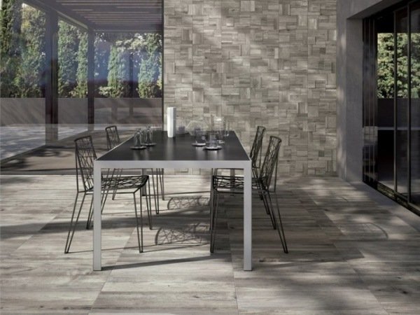 obklady v dreve vyzerajú ariana ceramica terasa železný nábytok obklady drevo vzhľad ariana ceramica italiana terasa železný nábytok