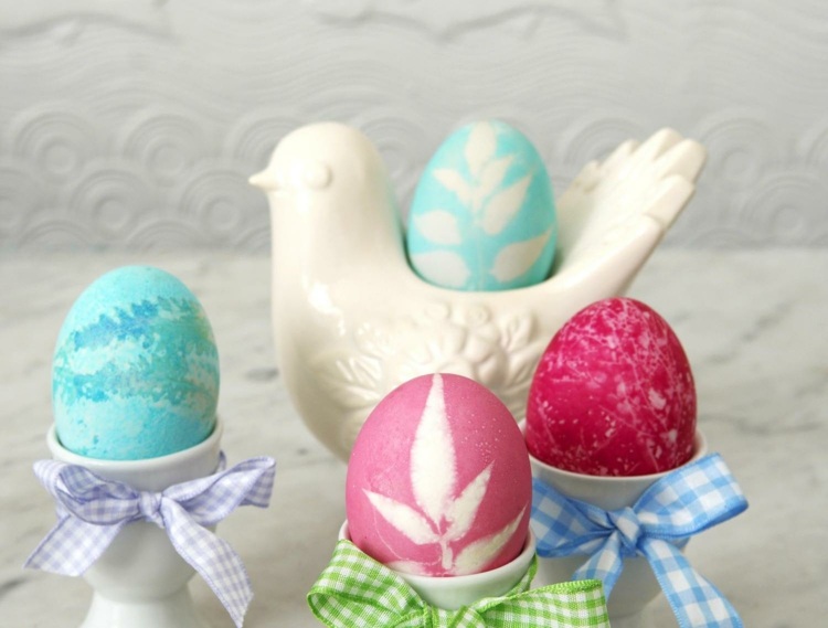 Ručné pokyny pre veľkonočné listy-odtlačky-veľkonočné vajíčka-farebné slučky