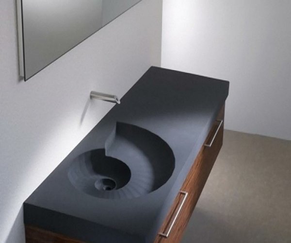 Špirálové betónové umývadlo Sasso Unikátny tvar umývadla-špirálovo liaty betón-cement-skrutka