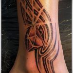 ETHNIC TATTOOS # 144 е уникална версия на модела, която може лесно да се използва за трансформиране и прилагане като етнически татуировки на предмишницата