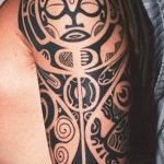 ETHNIC TATTOOS # 911 е готина версия на модела, която може успешно да се използва за трансформиране и прилагане като етнически татуировки на рамото