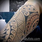 ETHNIC TATTOOS # 590 е готина версия на модела, която може лесно да се използва за усъвършенстване и приложение като етнически татуировки на рамото