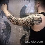 ETHNIC TATTOOS # 29 е готина версия на модела, която може успешно да се използва за обработка и прилагане като етнически татуировки за жени