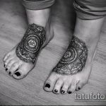 ETHNIC TATTOOS №765 - интересна версия на модела, която може успешно да се използва за трансформиране и прилагане като етнически татуировки за жени