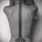 ETHNIC TATTOOS # 279 - изключителна версия на модела, която може успешно да се използва за усъвършенстване и приложение като етнически татуировки на крака