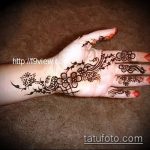 foto af mehendi -tatovering på håndfladen (mehendi on) (værdi) - eksempeltegning - 040