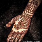 foto af mehendi -tatovering på håndfladen (mehendi on) (værdi) - eksempeltegning - 068