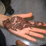 foto af mehendi -tatovering på håndfladen (mehendi on) (betydning) - eksempeltegning - 072