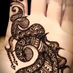 foto af mehendi -tatovering på håndfladen (mehendi on) (betydning) - eksempeltegning - 074