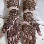 foto af mehendi -tatovering på håndfladen (mehendi on) (værdi) - eksempeltegning - 075
