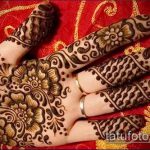 foto af mehendi -tatovering på håndfladen (mehendi on) (betydning) - eksempeltegning - 076