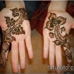foto af mehendi -tatovering på håndfladen (mehendi on) (værdi) - eksempeltegning - 080