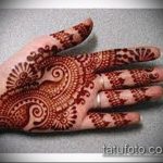 foto af mehendi -tatovering på håndfladen (mehendi on) (betydning) - eksempeltegning - 081