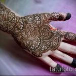 foto af mehendi -tatovering på håndfladen (mehendi on) (værdi) - eksempeltegning - 091
