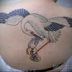 A meglévő gólya tetoválás hűvös változata - a rajz alkalmas marabou gólya tetováláshoz