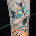 A gólya tetoválás remek példája - a rajz alkalmas a nyakán lévő gólya tetováláshoz