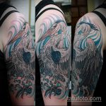 Eredeti példa egy meglévő gólya tetoválásra - a rajz alkalmas a lábán lévő gólya tetováláshoz