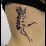 A gólya tetoválás menő változata elkészült - a rajz alkalmas a férfiak gólya tetoválására