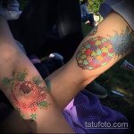 Sjajan primjer gotove tetovaže ananasa - crtež je prikladan za tetovažu ananasa na bedru