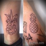 Izvorna verzija izvedene tetovaže ananasa - crtež je prikladan za akvarel tetovaže ananasa